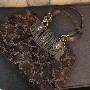 Coach shoulder bag